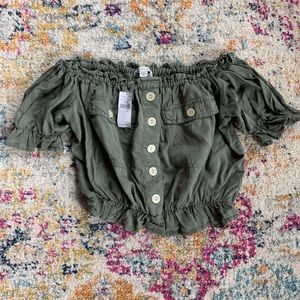 Off the shoulder utility shirt